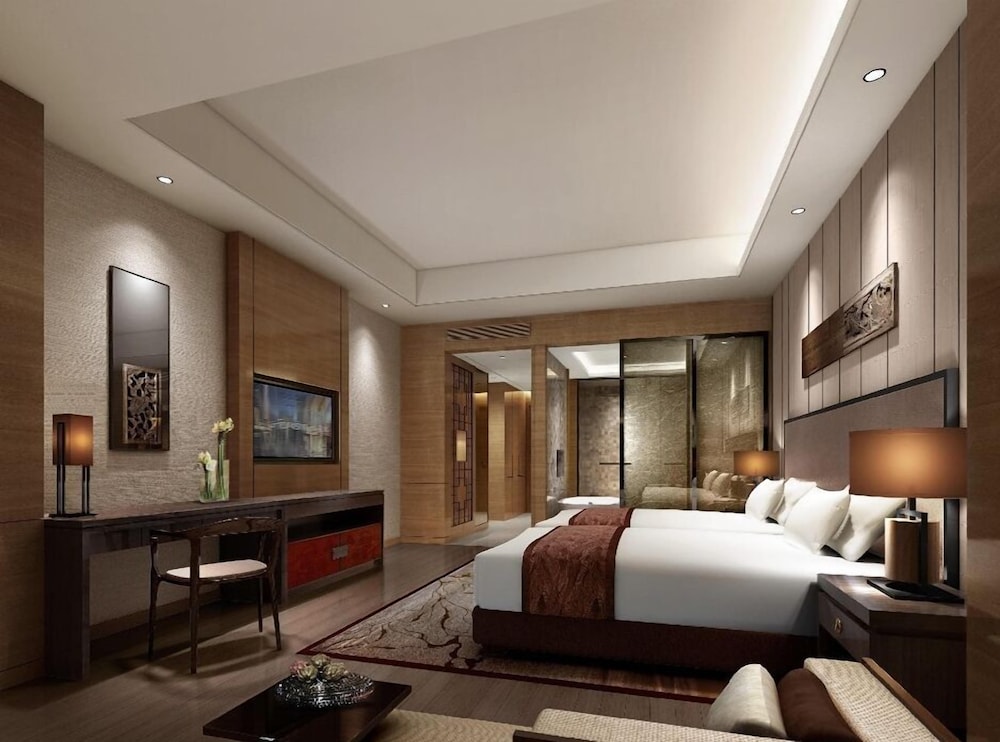HUALUXE YANGJIANG CITY CENTER 18/79