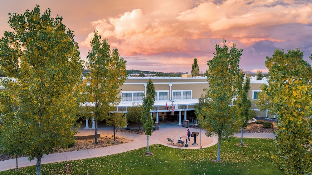 Grand Canyon Railway Hotel 58/61