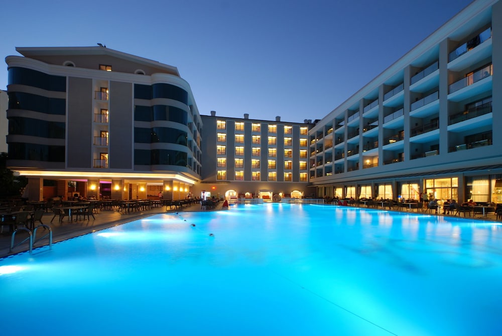 Pasa Beach Hotel 1/28