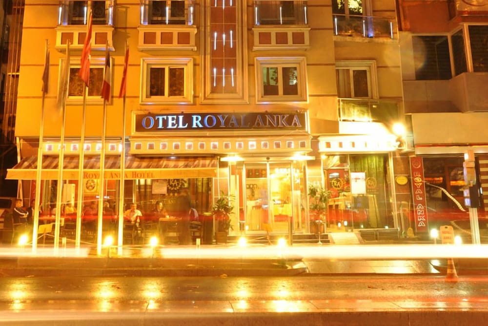Royal Anka Hotel 2/32