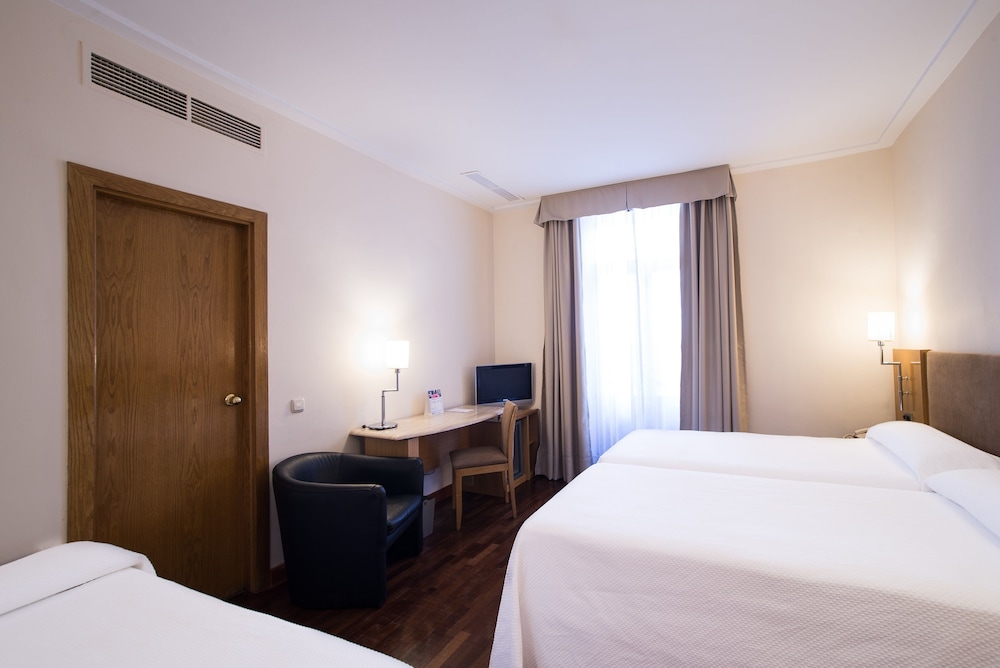 Hotel Inglaterra 13/33