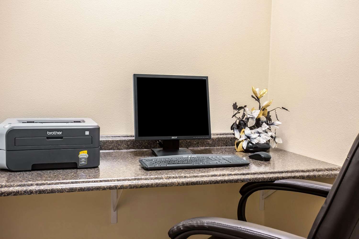 Quality Inn & Suites Federal Way - Seattle 32/33