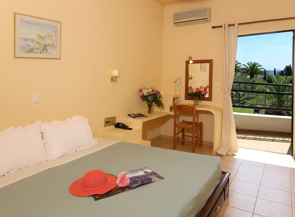 Paradise Hotel Corfu 4/39