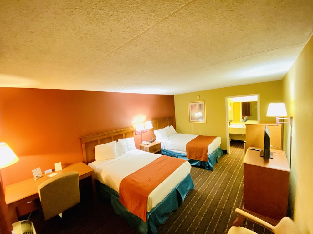 Days Inn by Wyndham Harriman 22/39