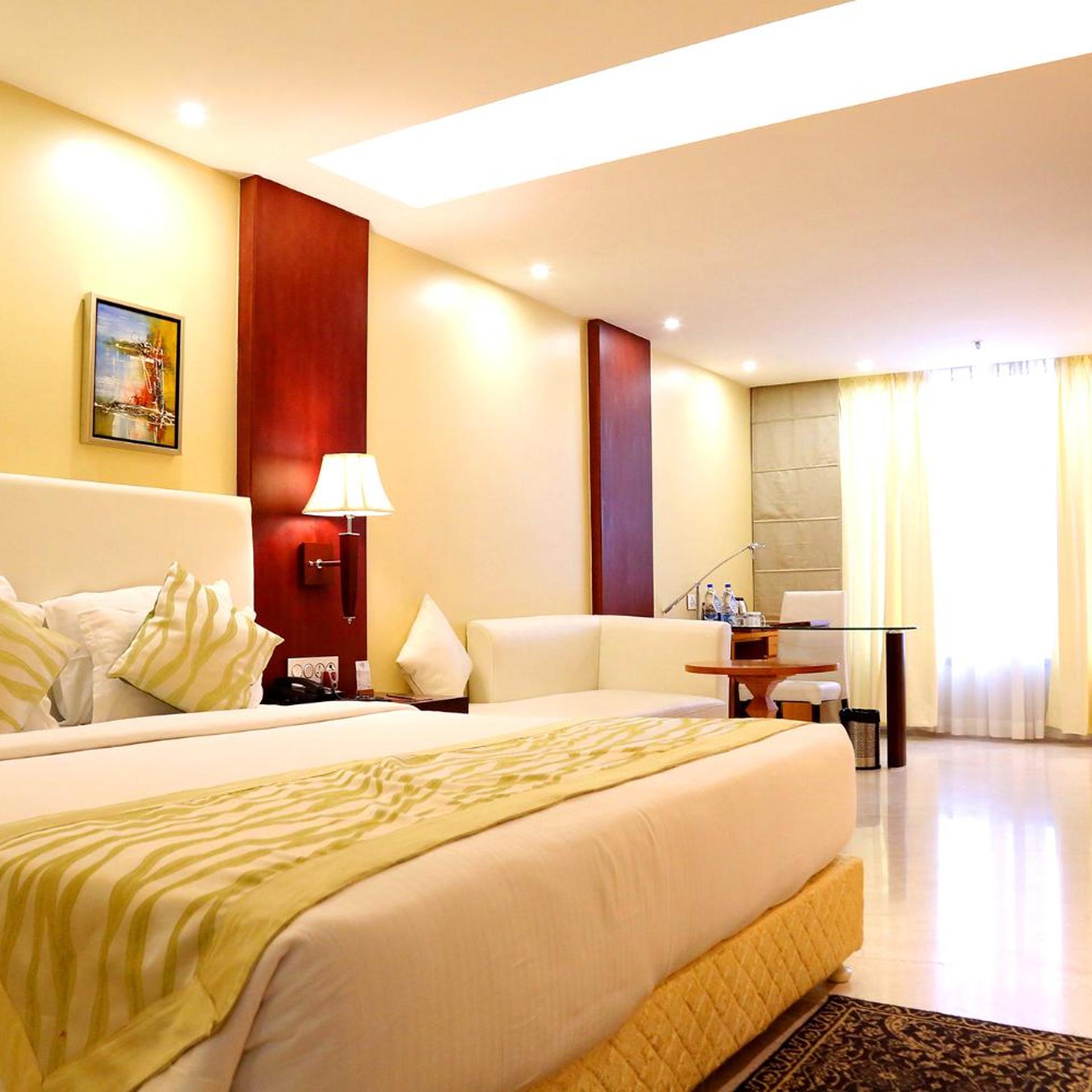 Hotel Trinity Grand 2/29