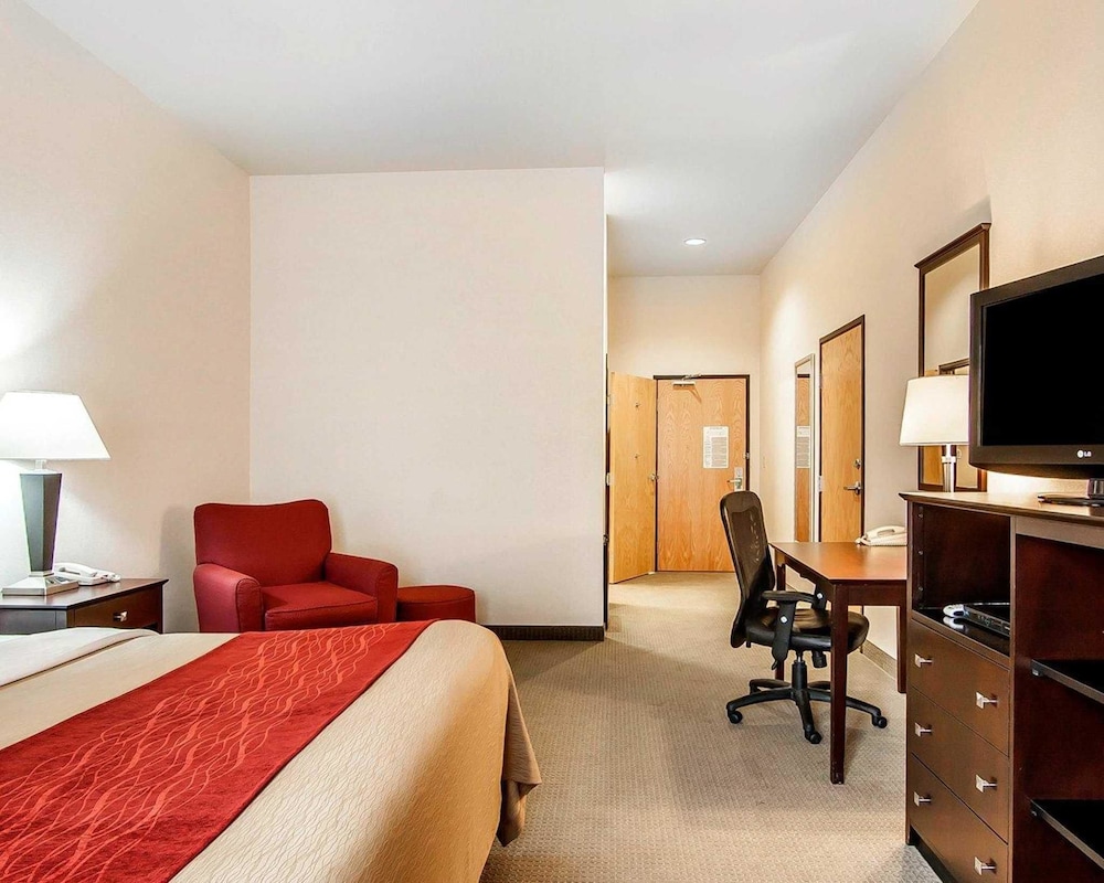 Comfort Inn and Suites Creswell 22/45