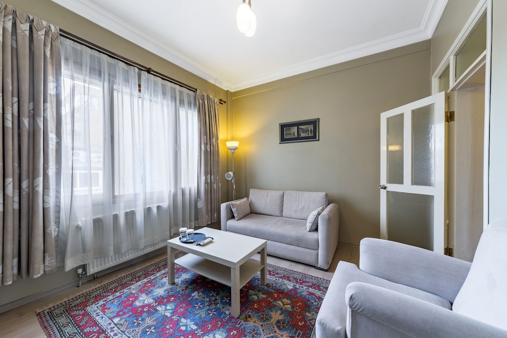 Hotel Fehmi Bey 54/75