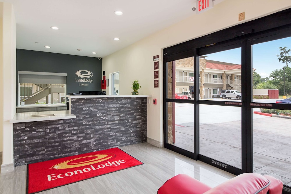 Econo Lodge Inn and Suites Humble Fm1960 Iah Airport 10/27
