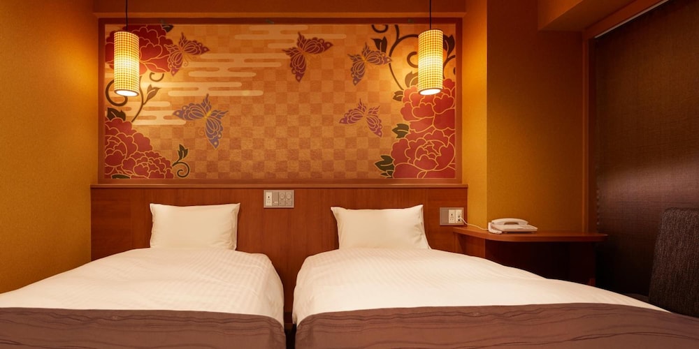 Sakura Sky Hotel 9/50