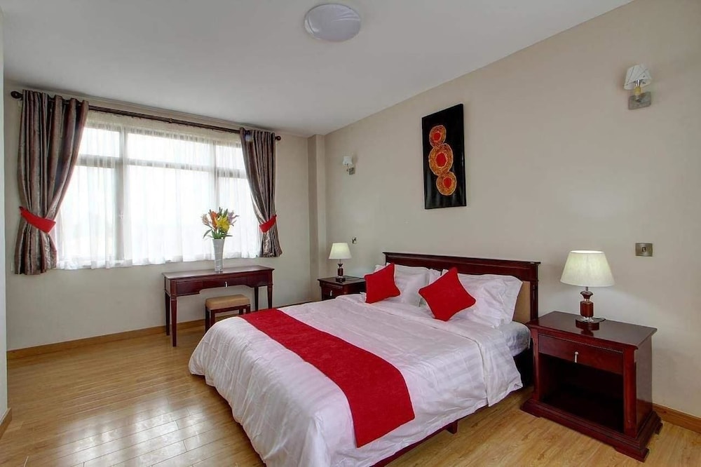 1 BEDROOM, PREMIUM, APARTMENT