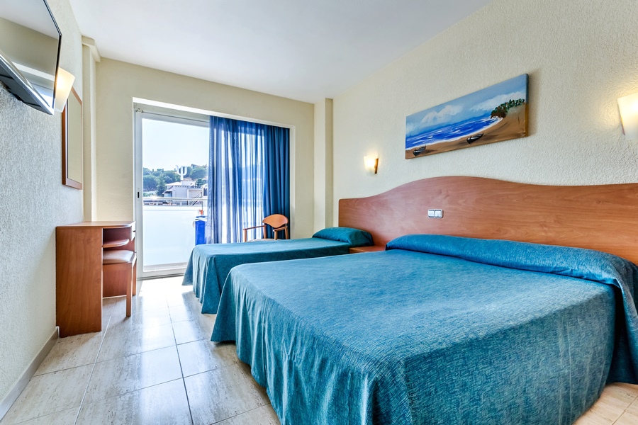 Mar Blau Hotel 8/23