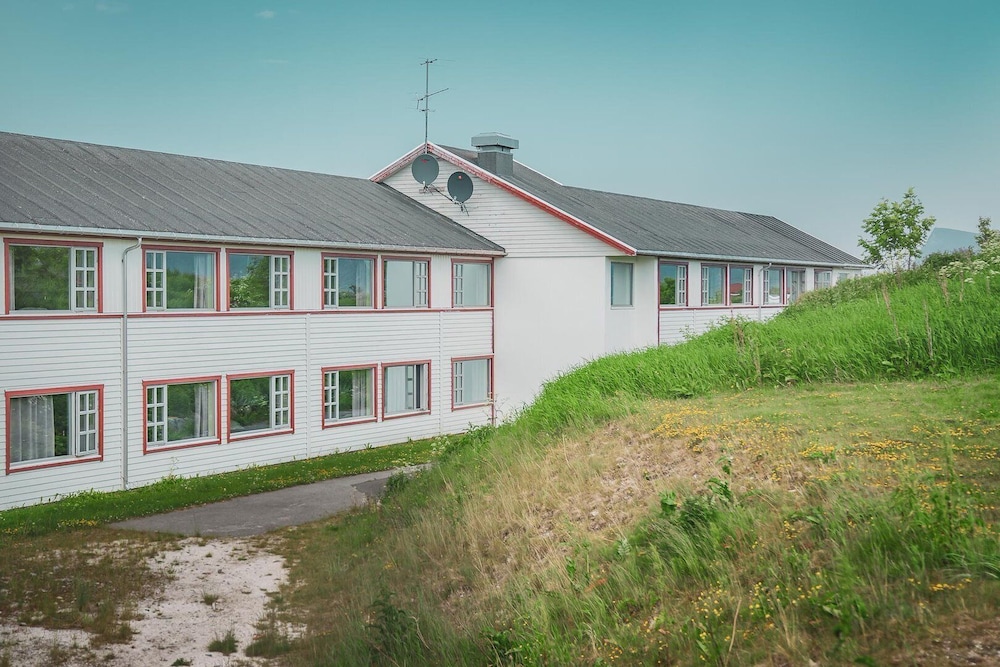 Sommaroy Arctic Hotel 44/50