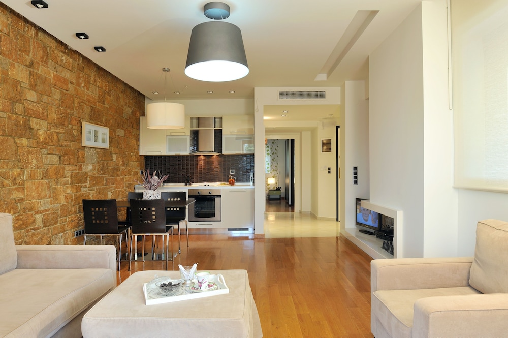 Polyastron Place Hotel & Spa 38/68