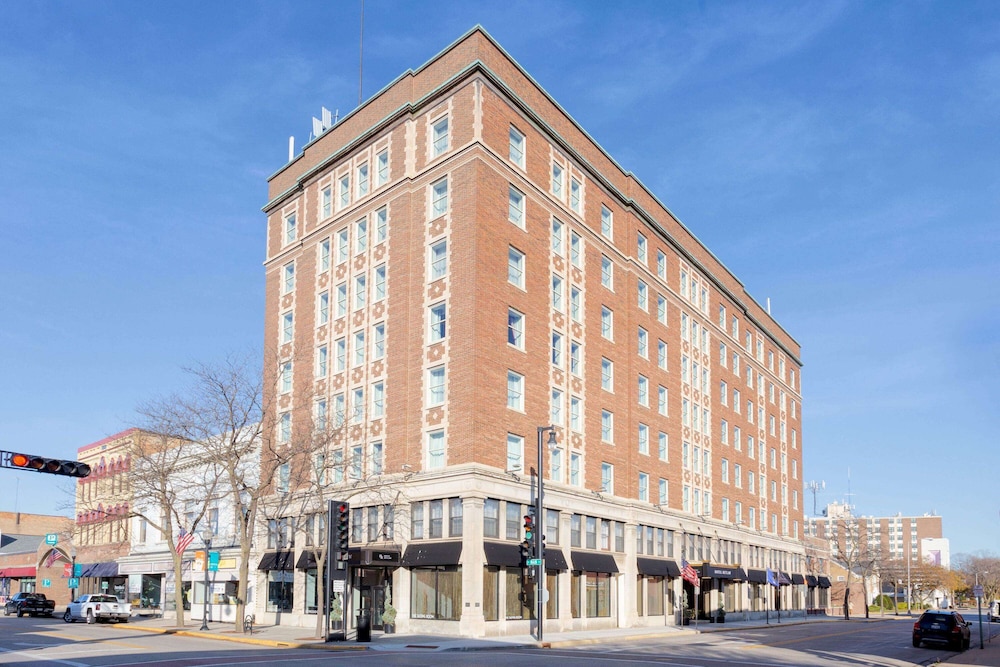 Hotel Retlaw, Trademark Collection by Wyndham 3/42