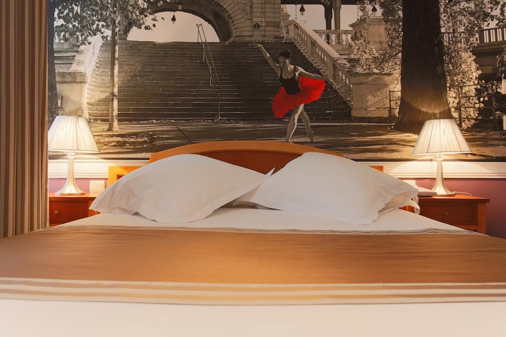 Atelier Vavin Hotel - Paris Montparnasse (ex Atelier Saint Germain) 43/46
