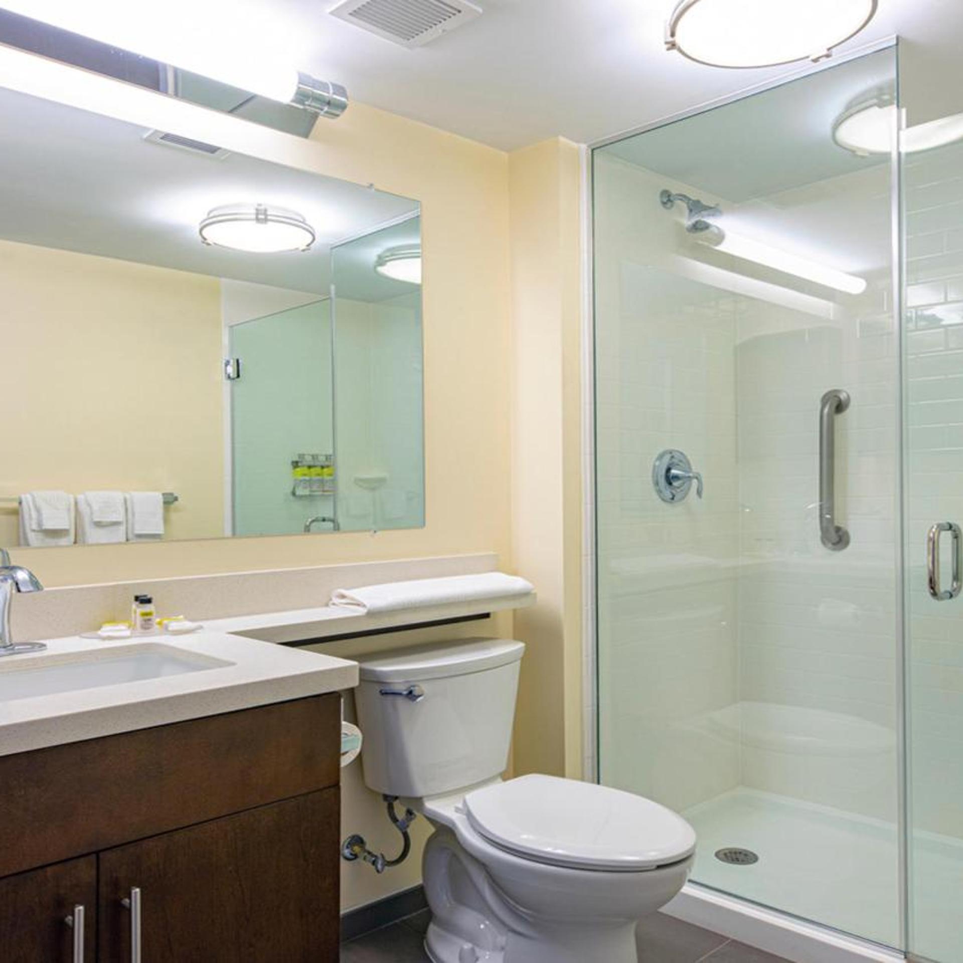 Studio, King Bed, CANDLEWOOD SUITES DUMFRIES - QUANTICO 9/10