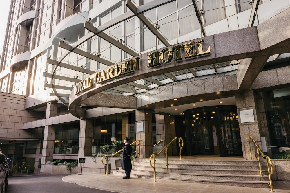 Royal Garden Hotel in LONDON