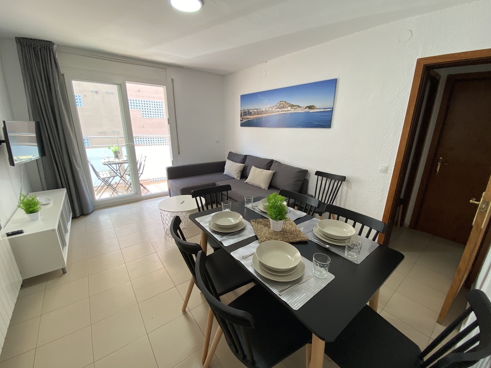 Apartamentos AR Isern 26/34