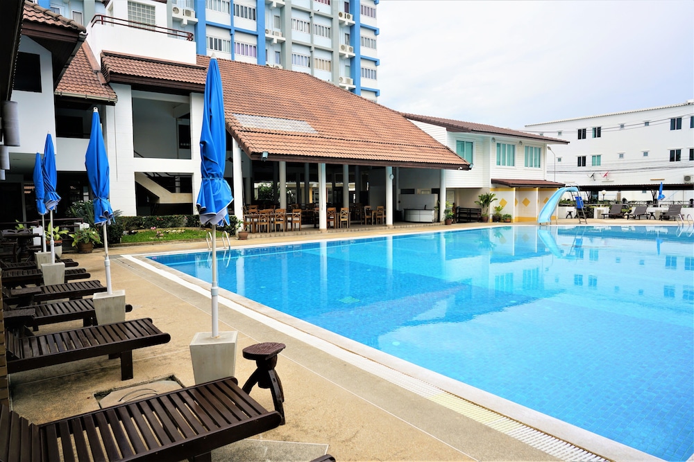 Hua Hin Sport Villa 12/19
