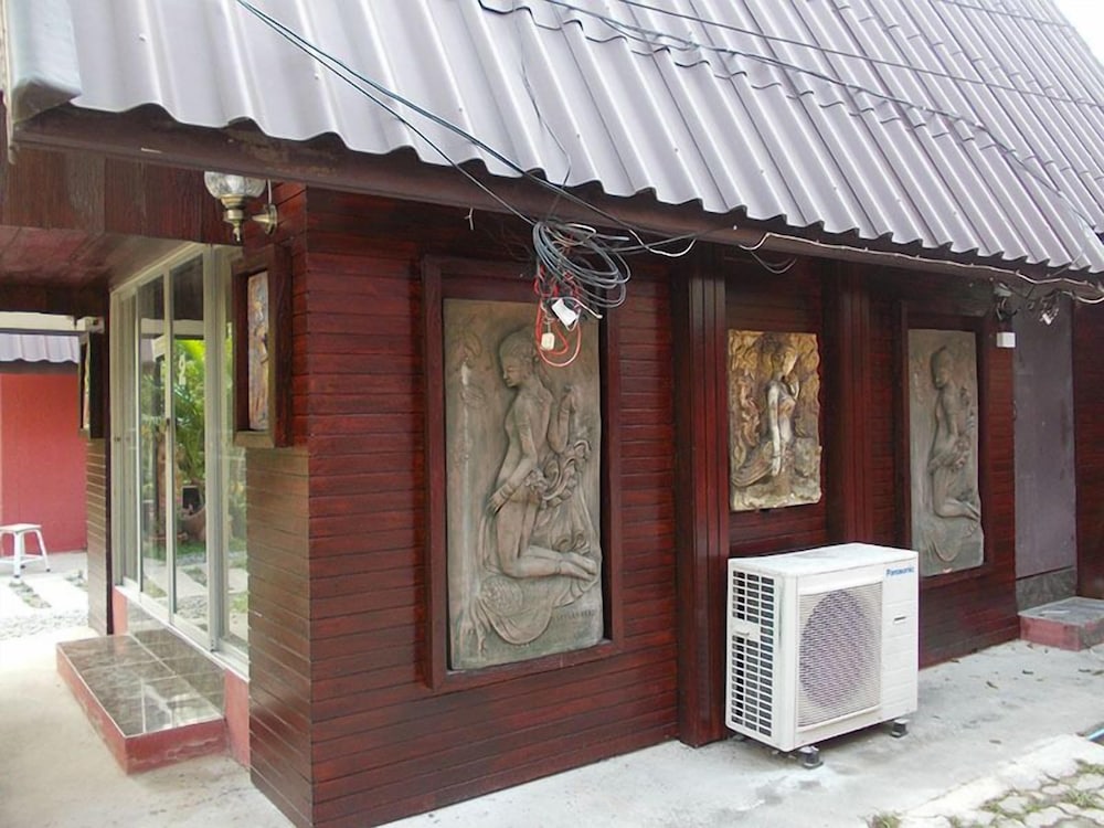 Country View Resort 5/50