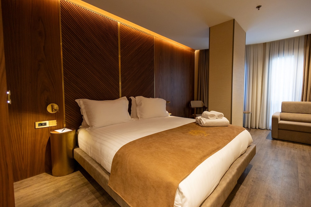 Kate Hotel Special Class 28/64