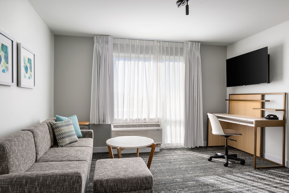 TownePlace Suites Iron Mountain 15/22
