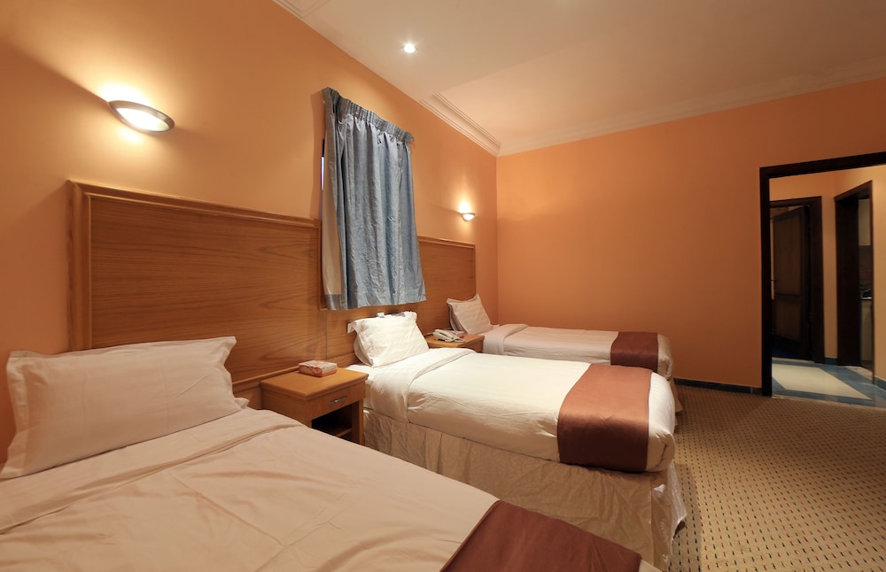 فندق سنود العزيزية(Snood Alazizyh Hotel) 12/36