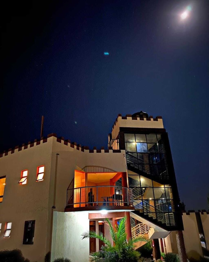 Regency Mount Kenya Hotel 1/24
