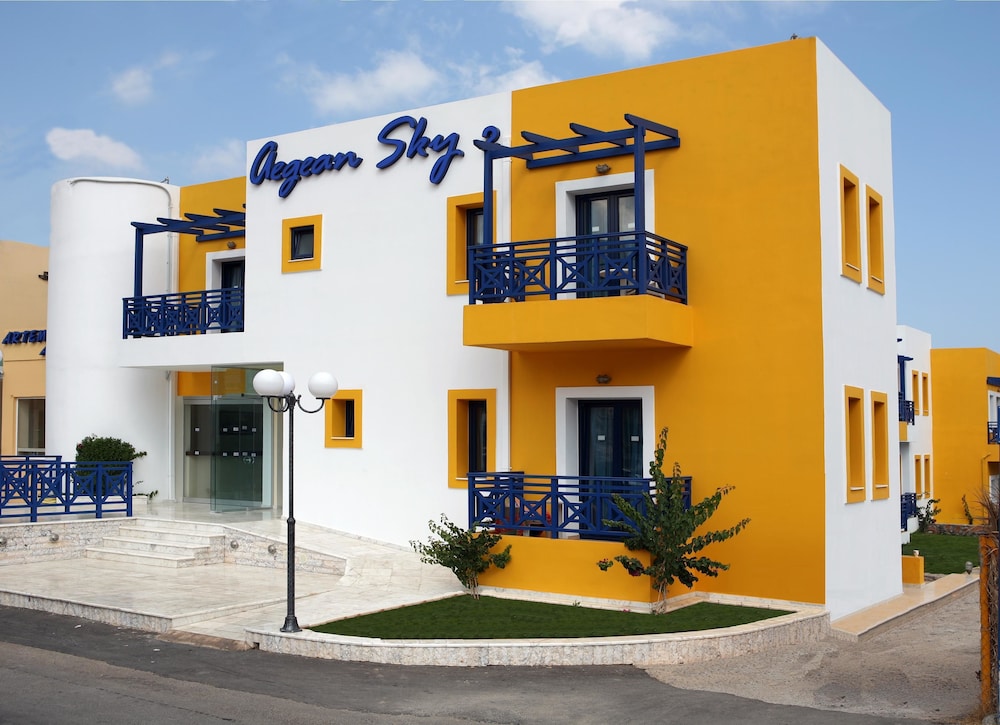 Aegean Sky Hotel and Suites 9/55