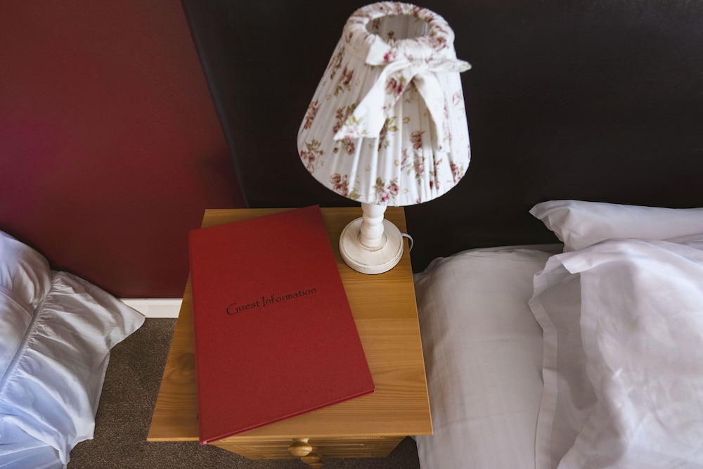 The Kirkmichael Hotel 29/41