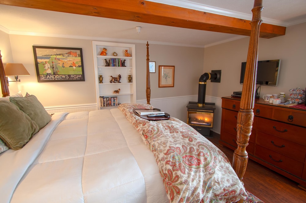 Phineas Swann Bed Breakfast 25/80