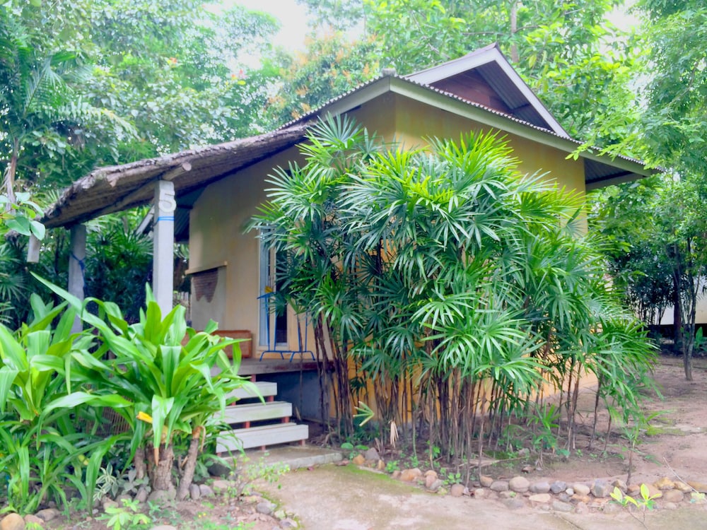 Kuad Khon Thoe Pai Cottage 1/62