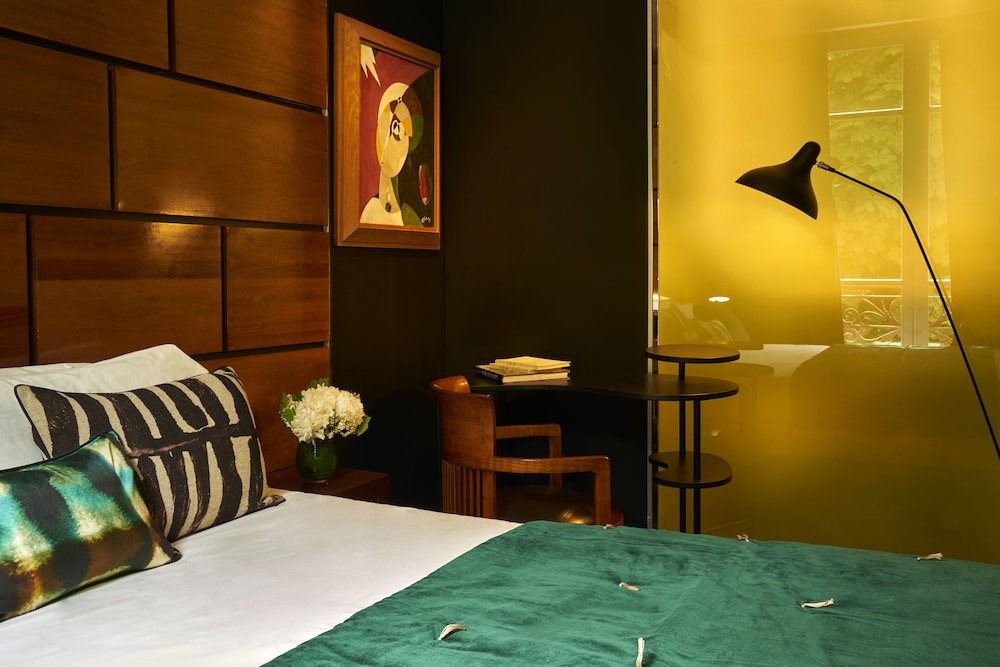 HOTEL BEAUSEJOUR RANELAGH 28/73