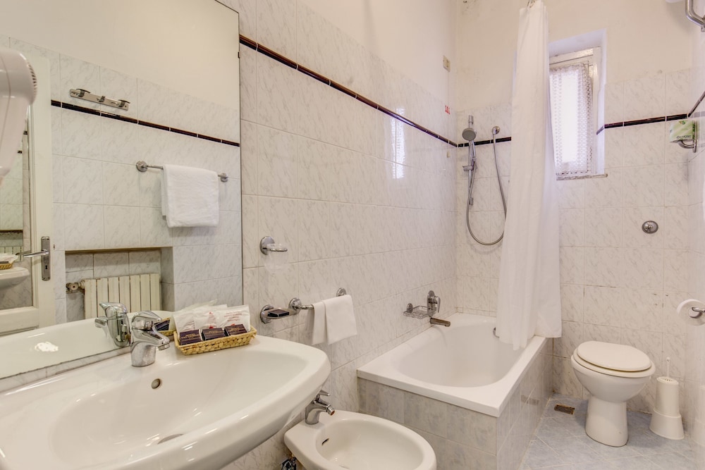 Hotel San Giorgio and Olimpic 37/39
