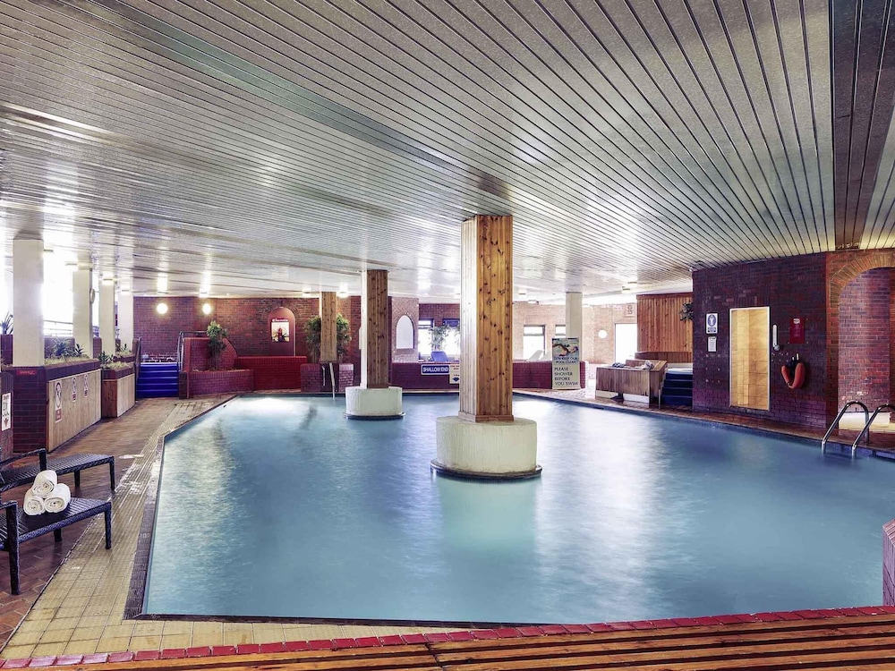Mercure Maidstone Great Danes Hotel 38/75