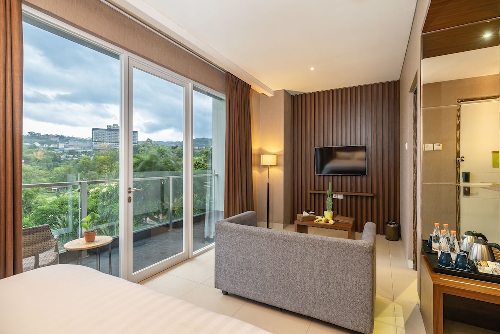 Clove Garden Hotel & Residence 38/58