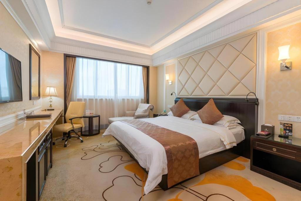 Sun City Hotel 30/50