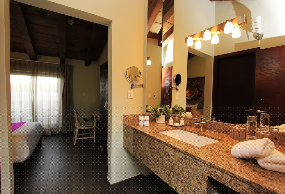 Plaza Gallery Hotel & Boutique 5/70