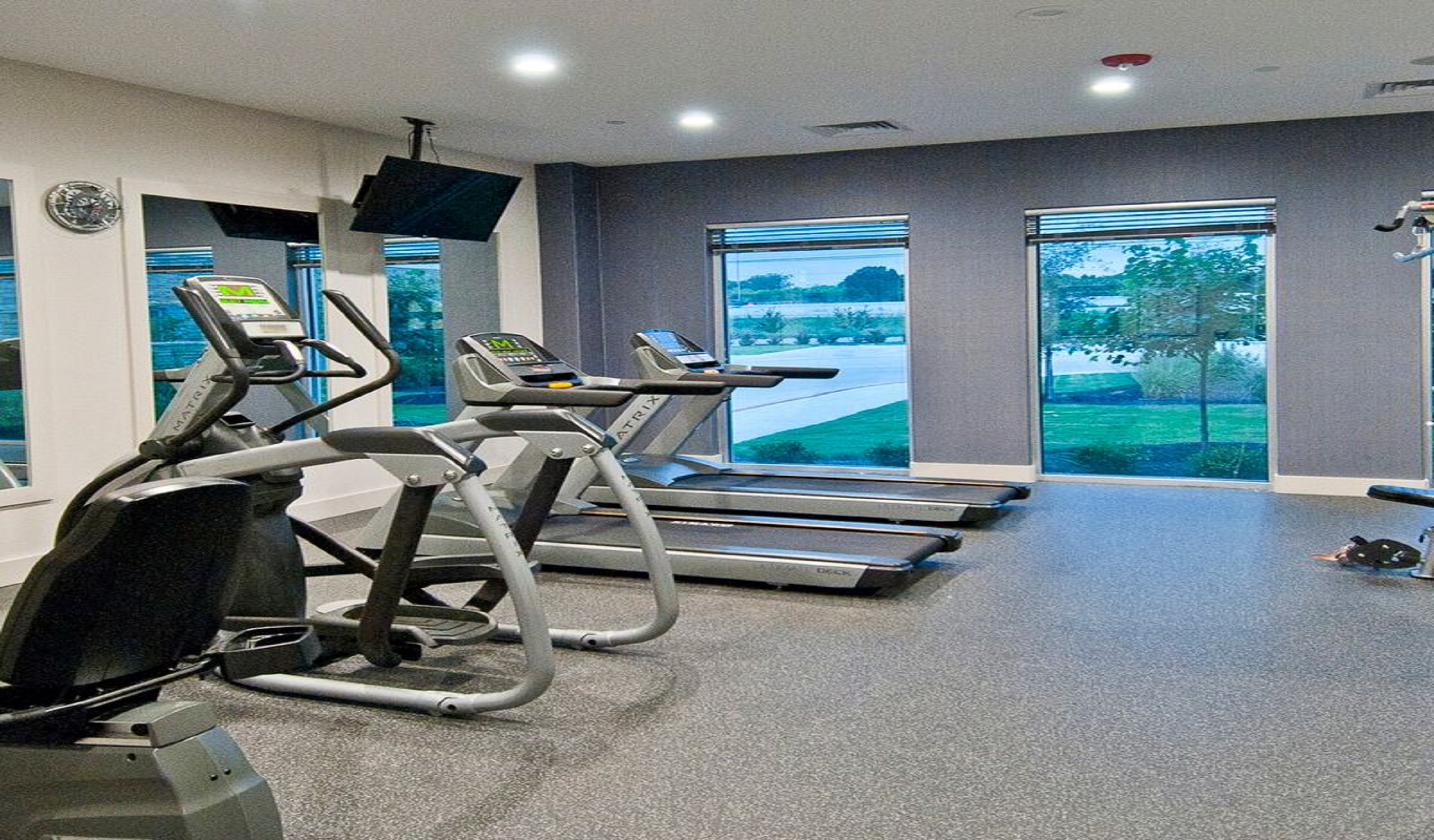 Holiday Inn Austin Airport 24/58