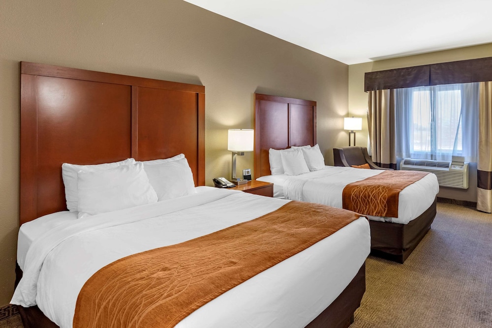 Comfort Inn Evansville - Casper, WY 9/36
