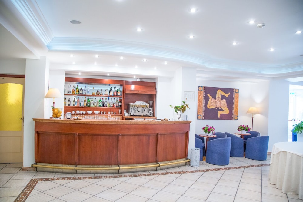 ASSINOS PALACE HOTEL — photo 3
