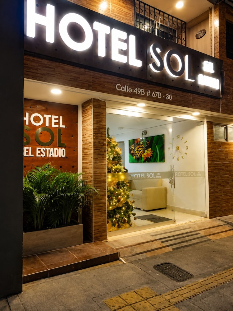 SOL DEL ESTADIO 4/50