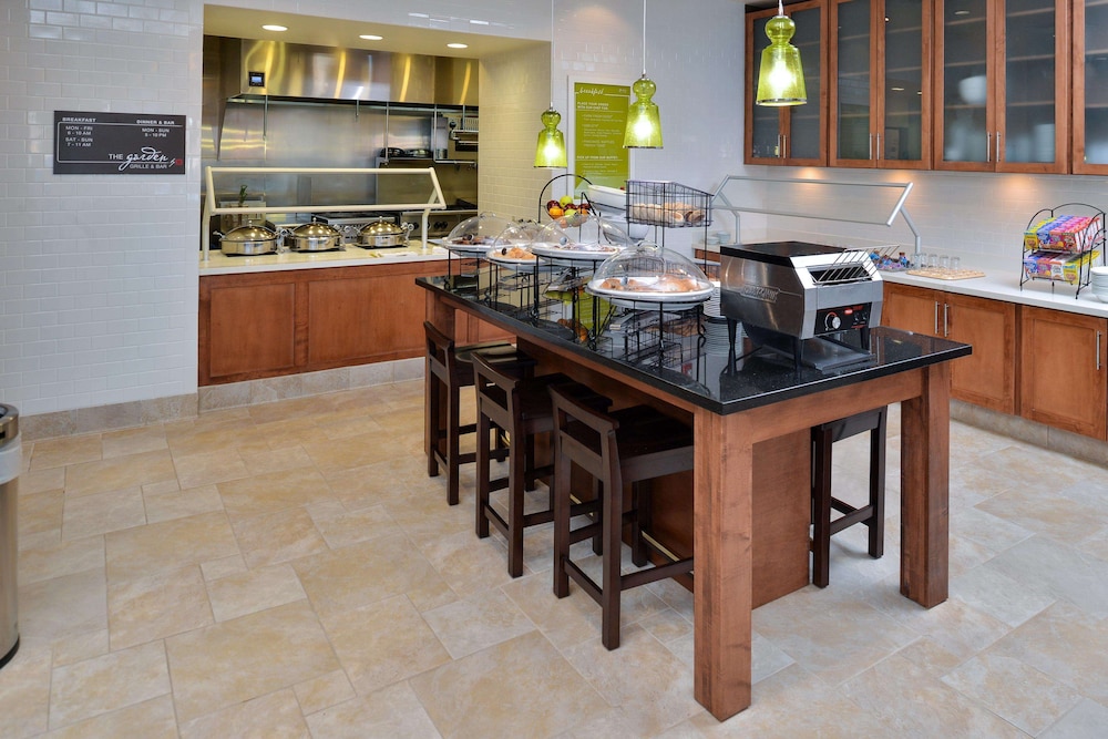 Hilton Garden Inn Cincinnati/West Chester 53/81