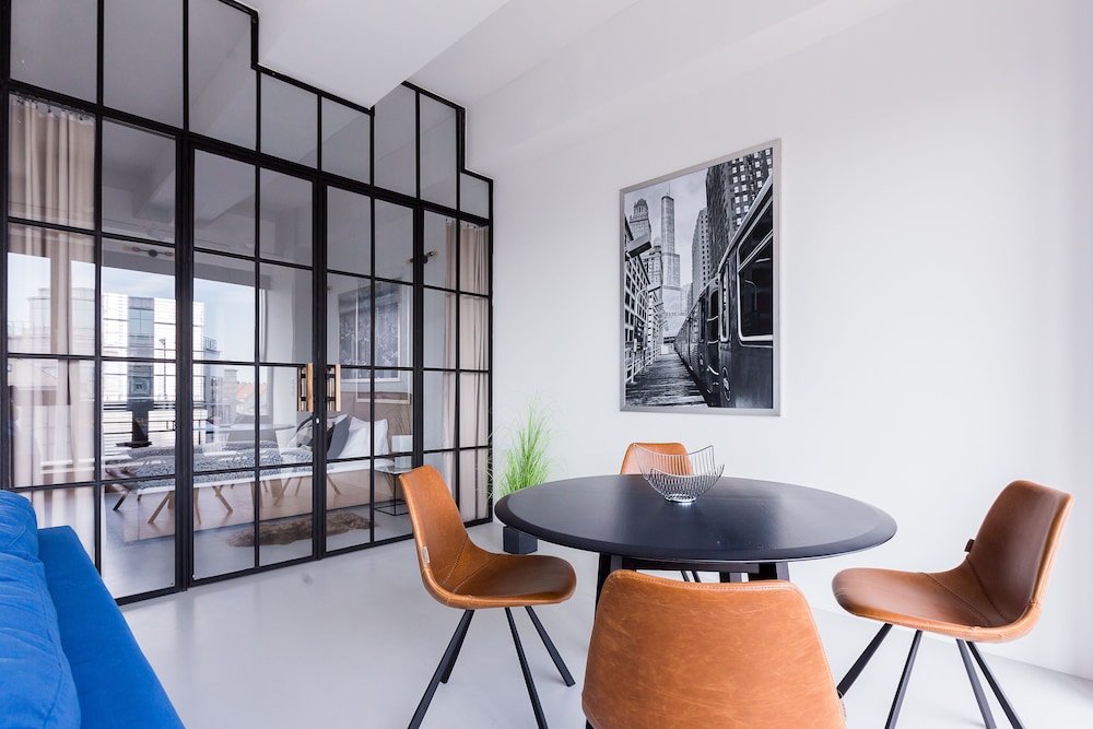 Loft Astoria 32/33