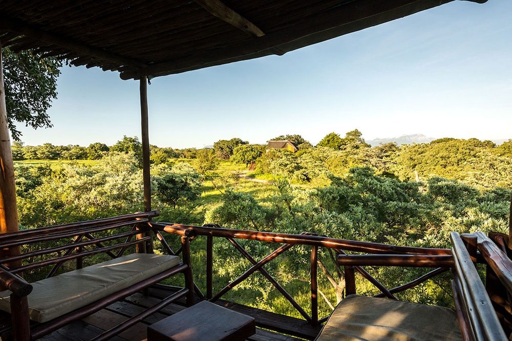 Pezulu Tree House Lodge 23/50