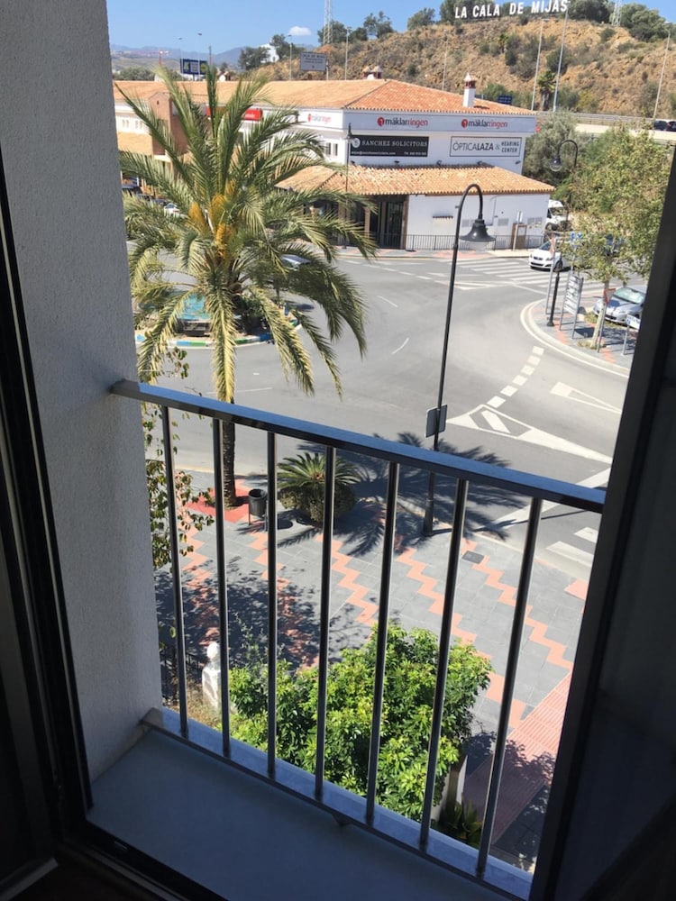 Hotel Carmen 25/45