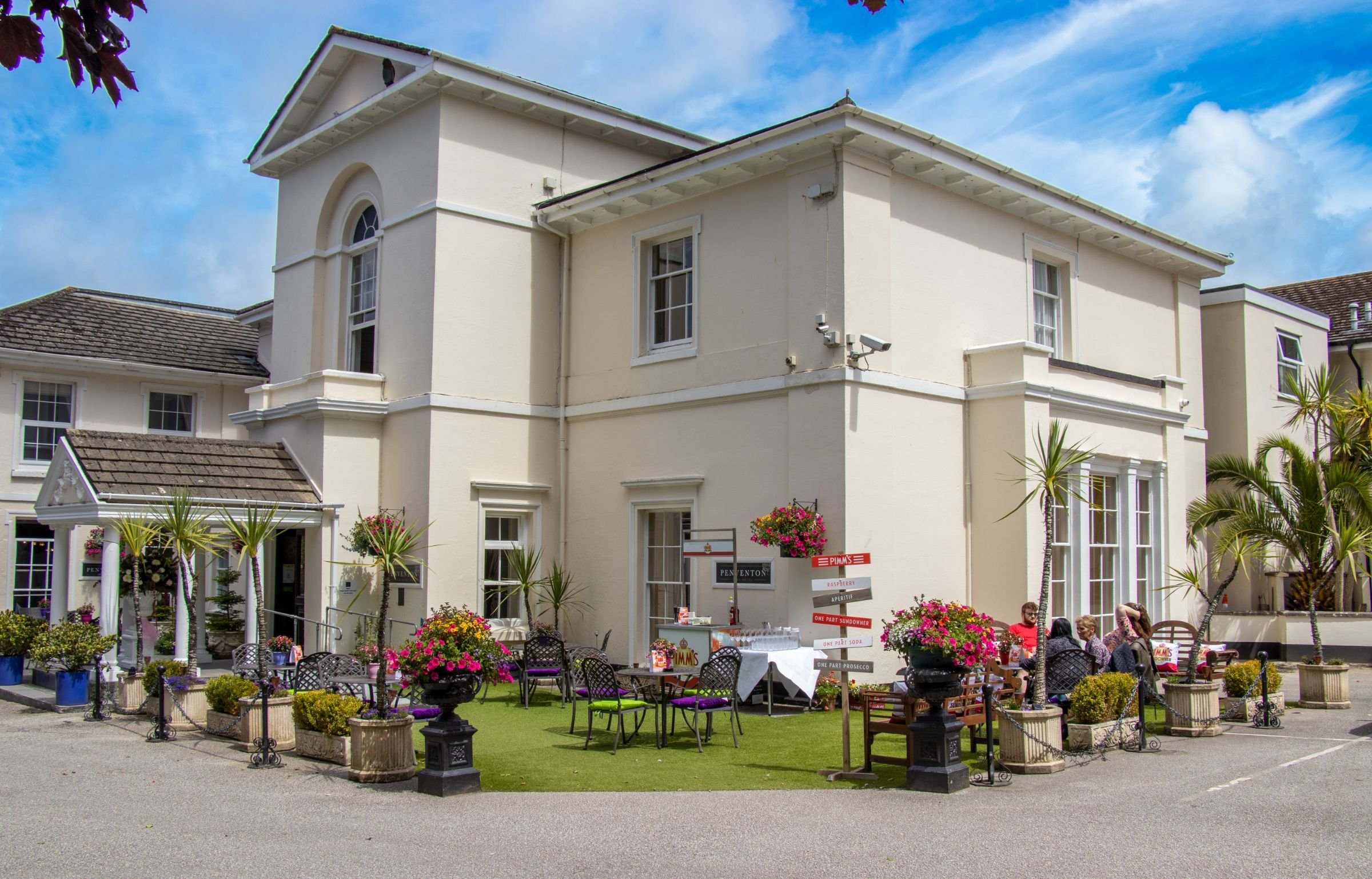 PENVENTON PARK HOTEL 41/42