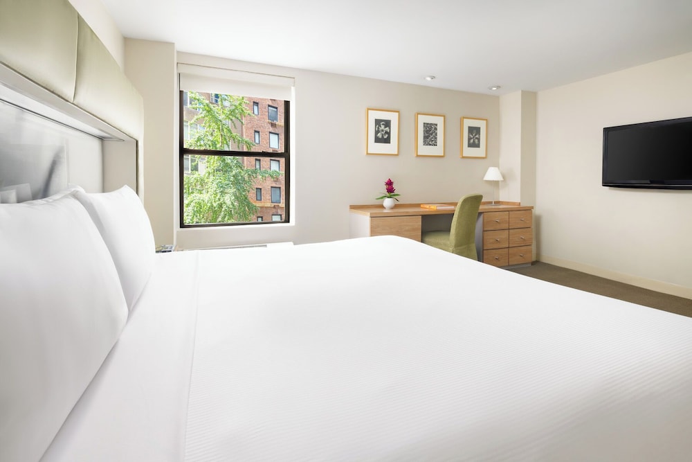 STANDARD, KING BED