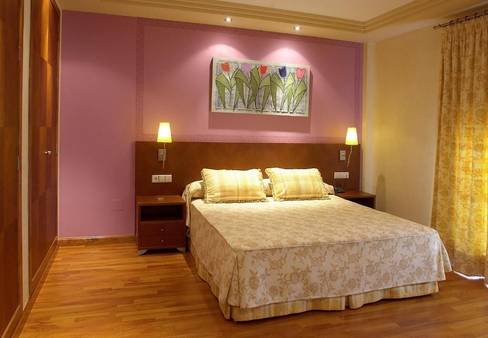 Gaviotas Hotel & Event Center 14/35