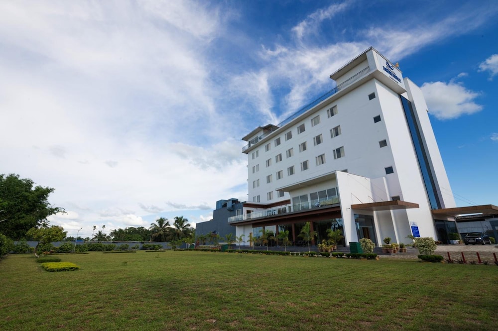 Pushkara Sarovar Portico Dibrugarh 6/60